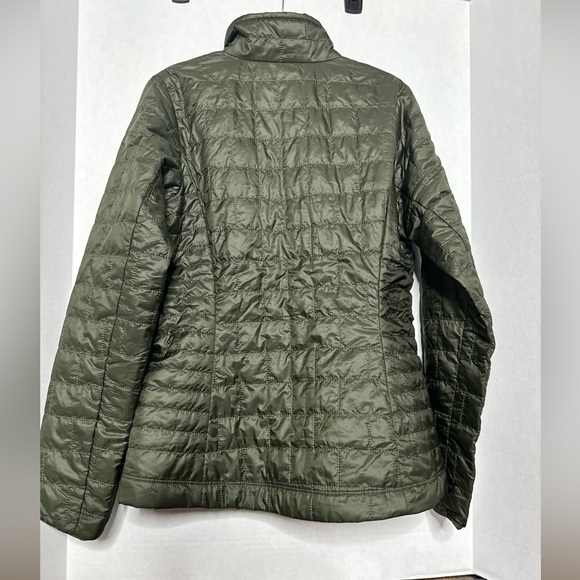 NWT($239) Patagonia Women’s Nano Puff Pine Needle Green Size Small - Picture 6 of 6